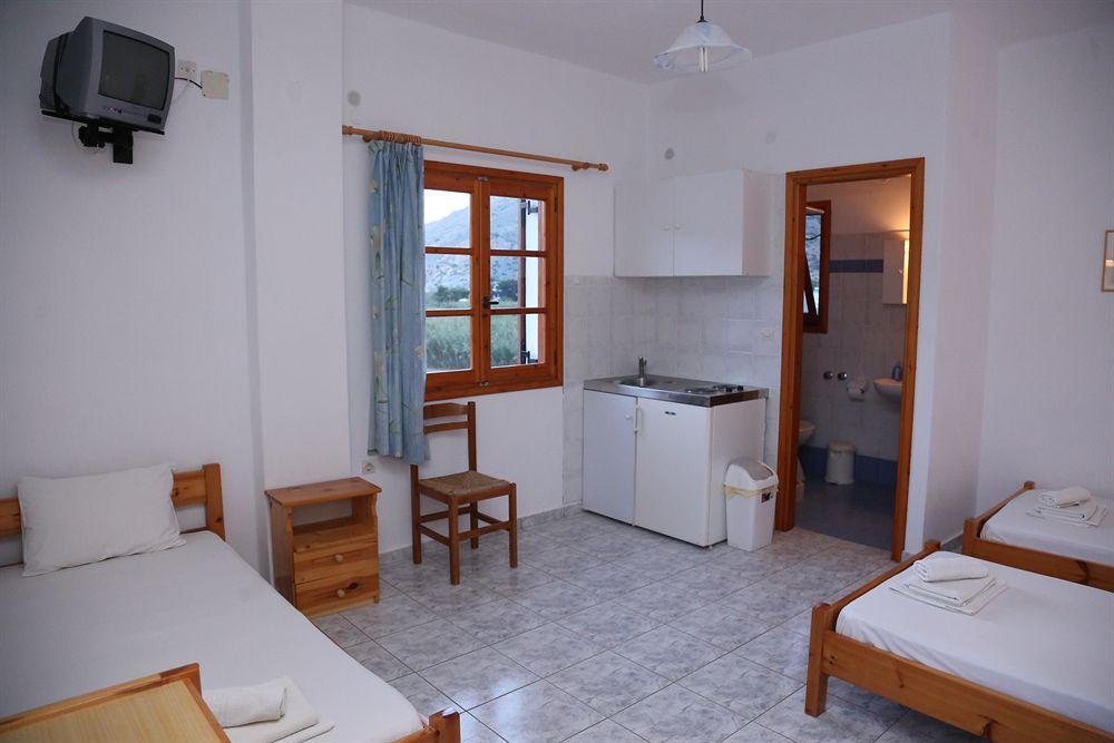 Oasis Rooms & Studios In Galissas Exterior foto