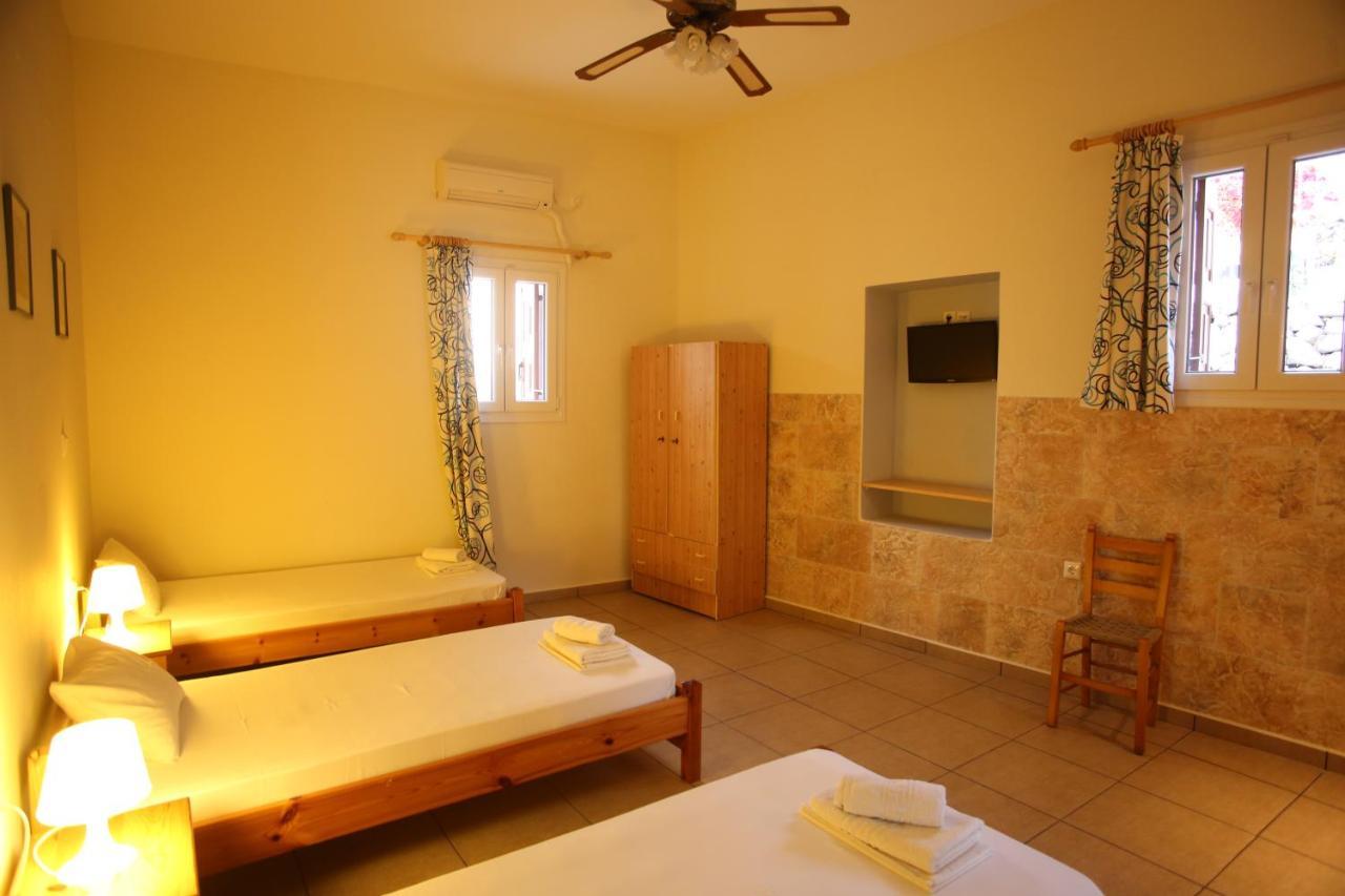 Oasis Rooms & Studios In Galissas Exterior foto