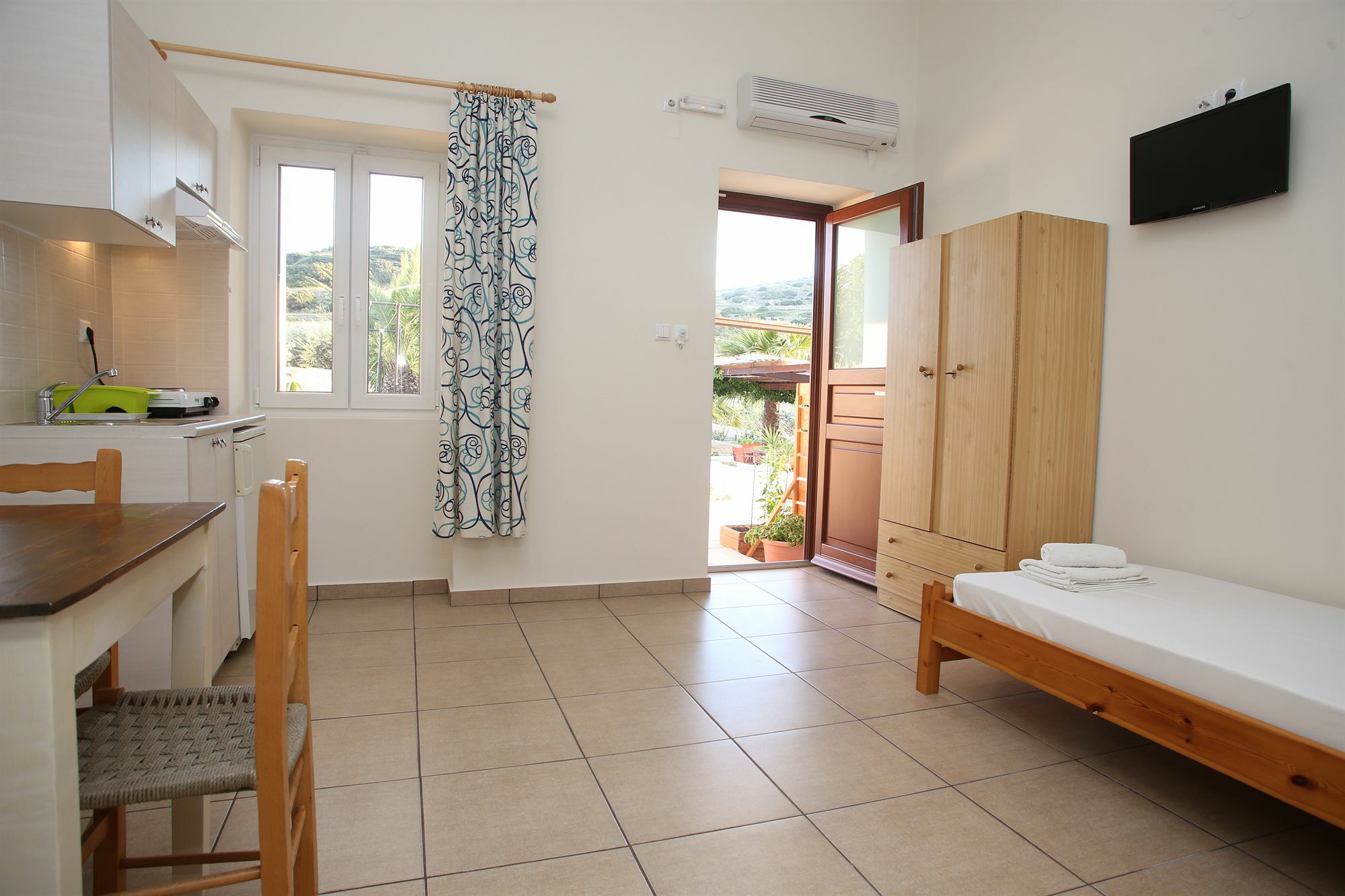 Oasis Rooms & Studios In Galissas Exterior foto