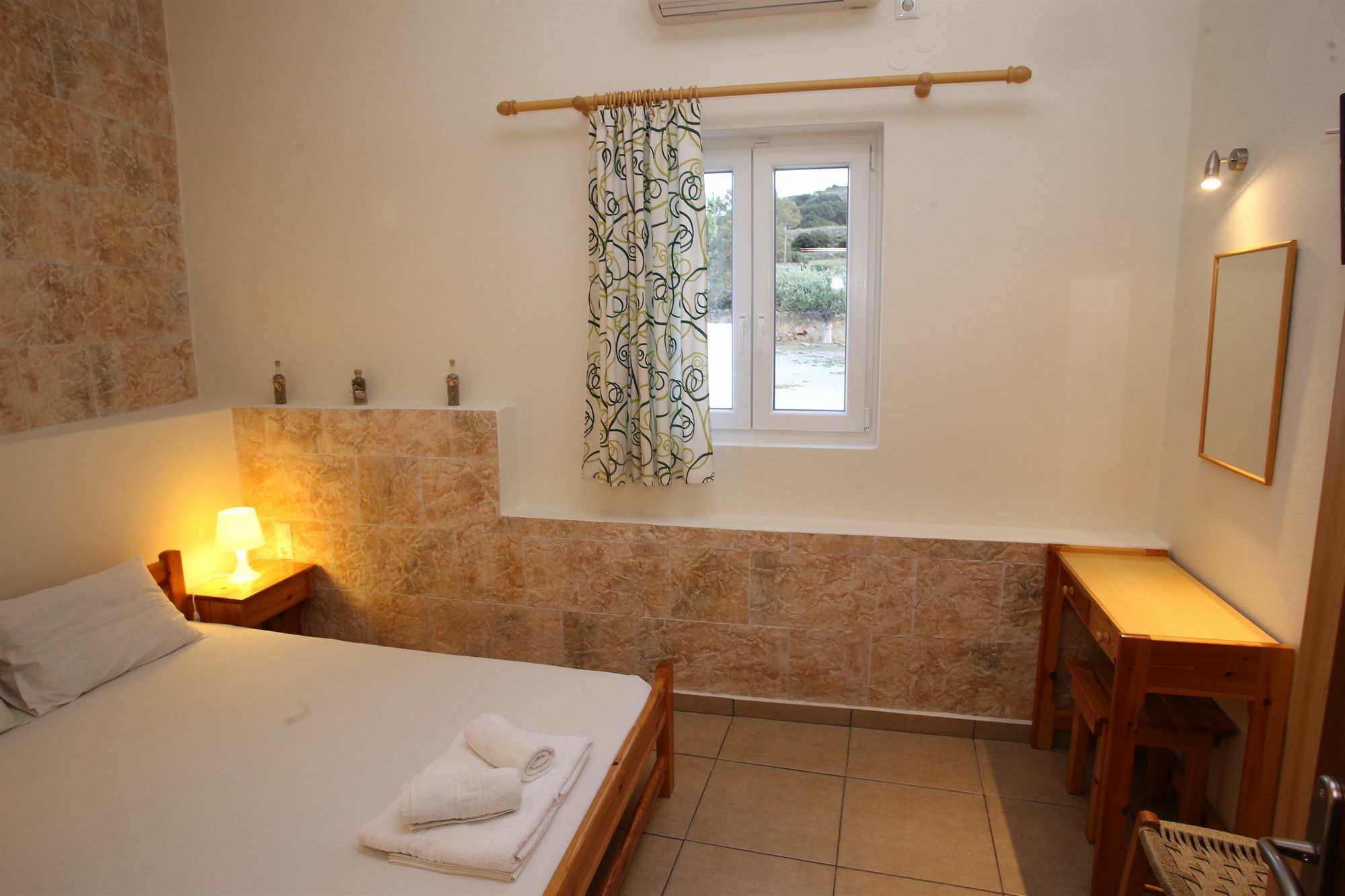 Oasis Rooms & Studios In Galissas Exterior foto